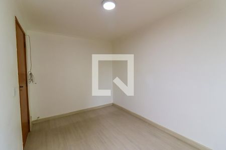Quarto 1 de apartamento para alugar com 2 quartos, 54m² em Jardim Umuarama, São Paulo