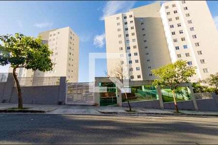Apartamento para alugar com 95m², 2 quartos e 3 vagasFachada