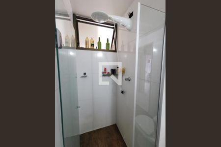 Apartamento à venda com 104m², 2 quartos e 1 vaga Apartamento à venda com 104m², 2 quartos e 1 vagaBanheiro