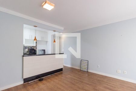 Sala de apartamento para alugar com 3 quartos, 70m² em Vila Nova Alba, São Paulo