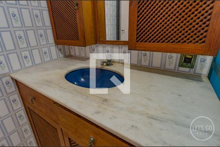 Apartamento para alugar com 110m², 3 quartos e 1 vagaBanheiro Corredor