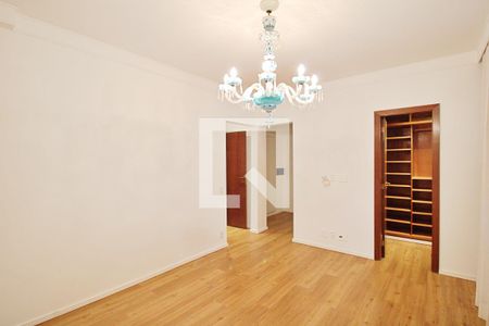 Apartamento à venda com 458m², 4 quartos e 3 vagas Apartamento à venda com 458m², 4 quartos e 3 vagasSuíte 1