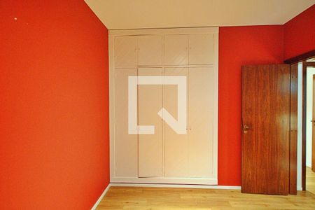 Apartamento à venda com 458m², 4 quartos e 3 vagas Apartamento à venda com 458m², 4 quartos e 3 vagasQuarto 4