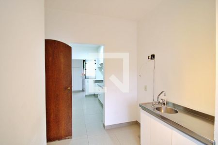 Apartamento à venda com 458m², 4 quartos e 3 vagas Apartamento à venda com 458m², 4 quartos e 3 vagasCozinha