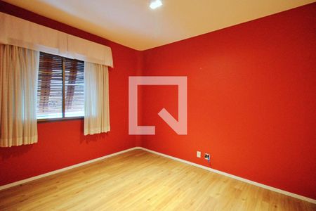 Apartamento à venda com 458m², 4 quartos e 3 vagas Apartamento à venda com 458m², 4 quartos e 3 vagasQuarto 4