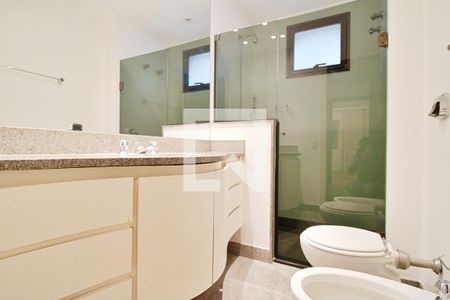 Apartamento à venda com 458m², 4 quartos e 3 vagas Apartamento à venda com 458m², 4 quartos e 3 vagasBanheiro