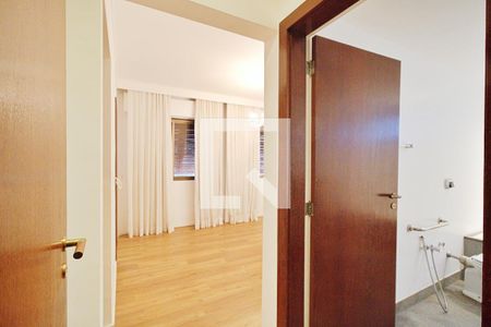 Apartamento à venda com 458m², 4 quartos e 3 vagas Apartamento à venda com 458m², 4 quartos e 3 vagasSuíte 1