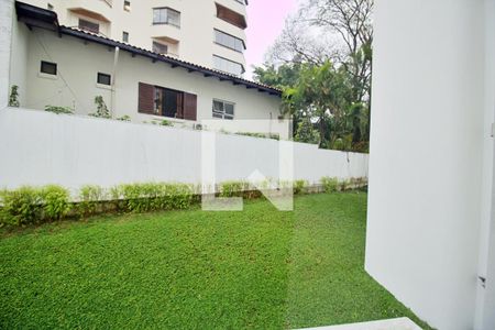 Apartamento à venda com 458m², 4 quartos e 3 vagas Apartamento à venda com 458m², 4 quartos e 3 vagasVista do Quarto 4