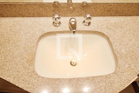 Apartamento à venda com 458m², 4 quartos e 3 vagas Apartamento à venda com 458m², 4 quartos e 3 vagasBanheiro