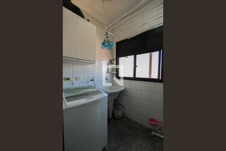 Apartamento à venda com 105m², 3 quartos e 2 vagas Apartamento à venda com 105m², 3 quartos e 2 vagasÁrea de Serviço