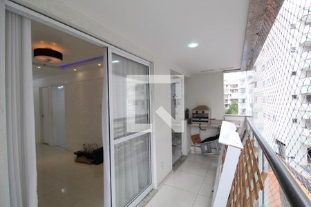 varanda de apartamento para alugar com 2 quartos, 65m² em Anil, Rio de Janeiro