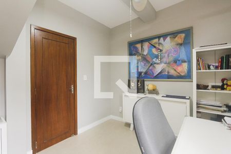 Casa à venda com 294m², 4 quartos e 2 vagasQuarto 1