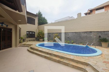Casa à venda com 294m², 4 quartos e 2 vagasPiscina