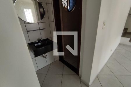 Casa à venda com 280m², 4 quartos e 3 vagasBanheiro Social