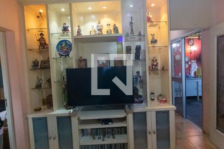 Apartamento à venda com 150m², 2 quartos e 2 vagas Apartamento à venda com 150m², 2 quartos e 2 vagasQuarto