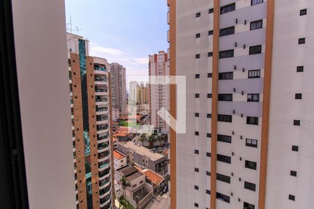Apartamento para alugar com 124m², 3 quartos e 3 vagas Apartamento para alugar com 124m², 3 quartos e 3 vagasVista do quarto 2