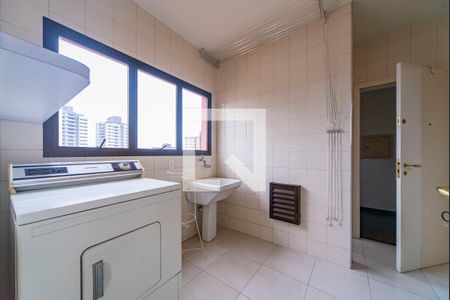 Apartamento para alugar com 195m², 4 quartos e 3 vagas Apartamento para alugar com 195m², 4 quartos e 3 vagasÁrea de Serviço