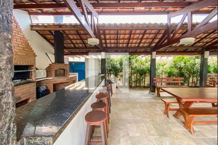 Apartamento para alugar com 195m², 4 quartos e 3 vagas Apartamento para alugar com 195m², 4 quartos e 3 vagasÁrea comum - Churrasqueira