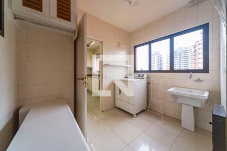 Apartamento para alugar com 195m², 4 quartos e 3 vagas Apartamento para alugar com 195m², 4 quartos e 3 vagasÁrea de Serviço