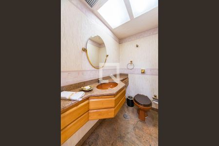 Apartamento para alugar com 195m², 4 quartos e 3 vagas Apartamento para alugar com 195m², 4 quartos e 3 vagasLavabo