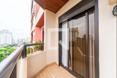 Apartamento para alugar com 195m², 4 quartos e 3 vagas Apartamento para alugar com 195m², 4 quartos e 3 vagasVaranda do Quarto 1