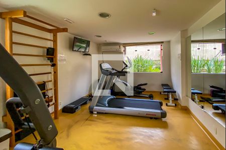 Apartamento para alugar com 195m², 4 quartos e 3 vagas Apartamento para alugar com 195m², 4 quartos e 3 vagasÁrea comum - Academia