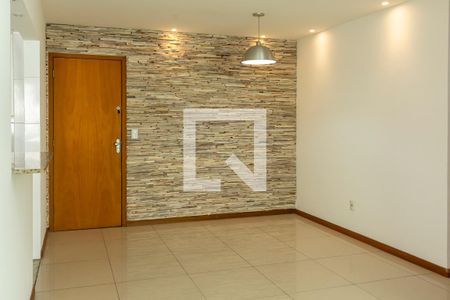 Sala de apartamento à venda com 3 quartos, 79m² em Pechincha, Rio de Janeiro