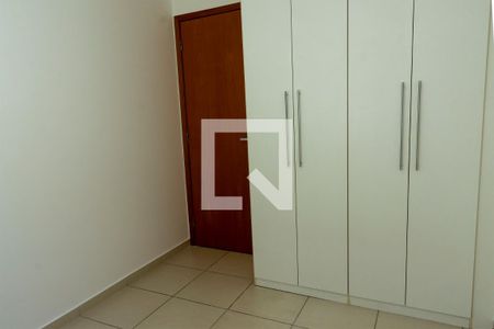 Apartamento à venda com 79m², 3 quartos e 1 vagaQuarto 2 - Armários