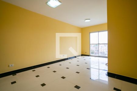 Sala de apartamento para alugar com 3 quartos, 77m² em Vila Amalia (zona Norte), São Paulo