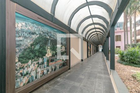 Apartamento à venda com 90m², 2 quartos e 1 vagaÁrea comum