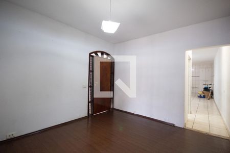 Sala de casa para alugar com 3 quartos, 200m² em Novo Osasco, Osasco