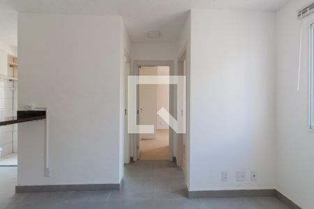 Sala/Corredor de apartamento para alugar com 2 quartos, 43m² em Vila das Beleza, São Paulo