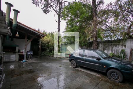Casa à venda com 200m², 3 quartos e 4 vagas Casa à venda com 200m², 3 quartos e 4 vagasQuintal/Garagem