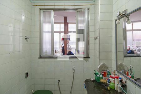 Apartamento para alugar com 160m², 3 quartos e 1 vaga Apartamento para alugar com 160m², 3 quartos e 1 vagaBanheiro da Suíte