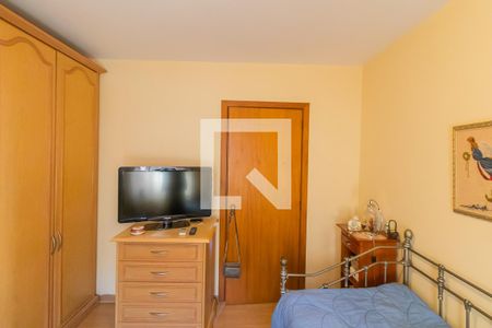 Apartamento à venda com 200m², 3 quartos e 2 vagasQuarto 2