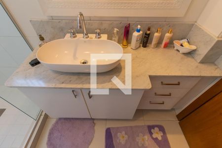 Apartamento à venda com 200m², 3 quartos e 2 vagasBanheiro 1