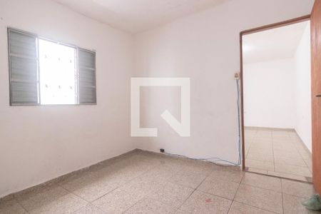 Quarto de casa para alugar com 1 quarto, 80m² em Jardim Santa Maria, São Paulo