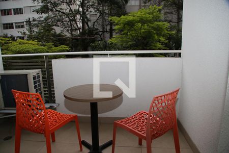 Studio à venda com 23m², 1 quarto e sem vaga Studio à venda com 23m², 1 quarto e sem vagaVaranda