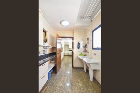 Apartamento para alugar com 314m², 3 quartos e 4 vagasLavanderia