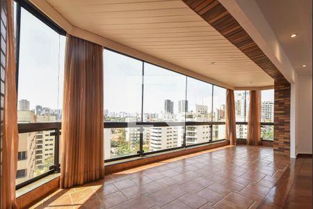 Apartamento para alugar com 314m², 3 quartos e 4 vagasVaranda