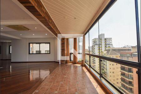 Apartamento para alugar com 314m², 3 quartos e 4 vagasVaranda
