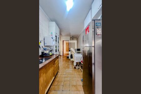 Casa à venda com 180m², 4 quartos e 2 vagasCozinha