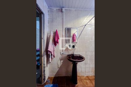 Casa à venda com 180m², 4 quartos e 2 vagasBanheiro (Casa 2)