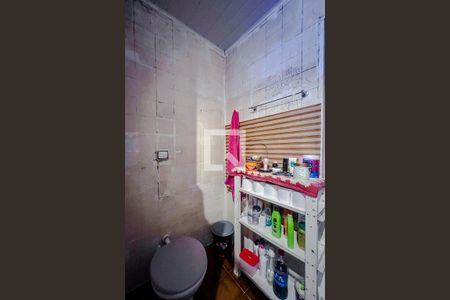 Casa à venda com 180m², 4 quartos e 2 vagasBanheiro (Casa 2)