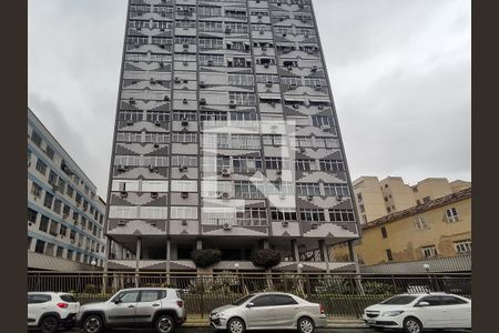 Apartamento à venda com 102m², 3 quartos e 1 vagaFachada e portaria
