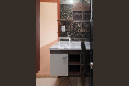 Apartamento à venda com 102m², 3 quartos e 1 vagaBanheiro da Suíte