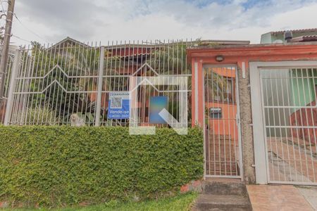 Casa à venda com 140m², 3 quartos e 3 vagasFachada