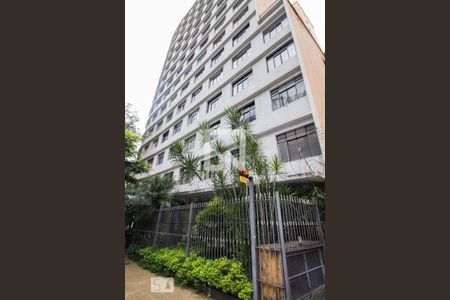 Apartamento à venda com 44m², 1 quarto e sem vaga Apartamento à venda com 44m², 1 quarto e sem vagaFachada