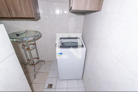 Apartamento à venda com 44m², 1 quarto e sem vaga Apartamento à venda com 44m², 1 quarto e sem vagaArea de Serviço