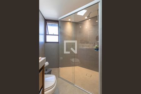 Apartamento para alugar com 200m², 5 quartos e 4 vagas Apartamento para alugar com 200m², 5 quartos e 4 vagasBanheiro